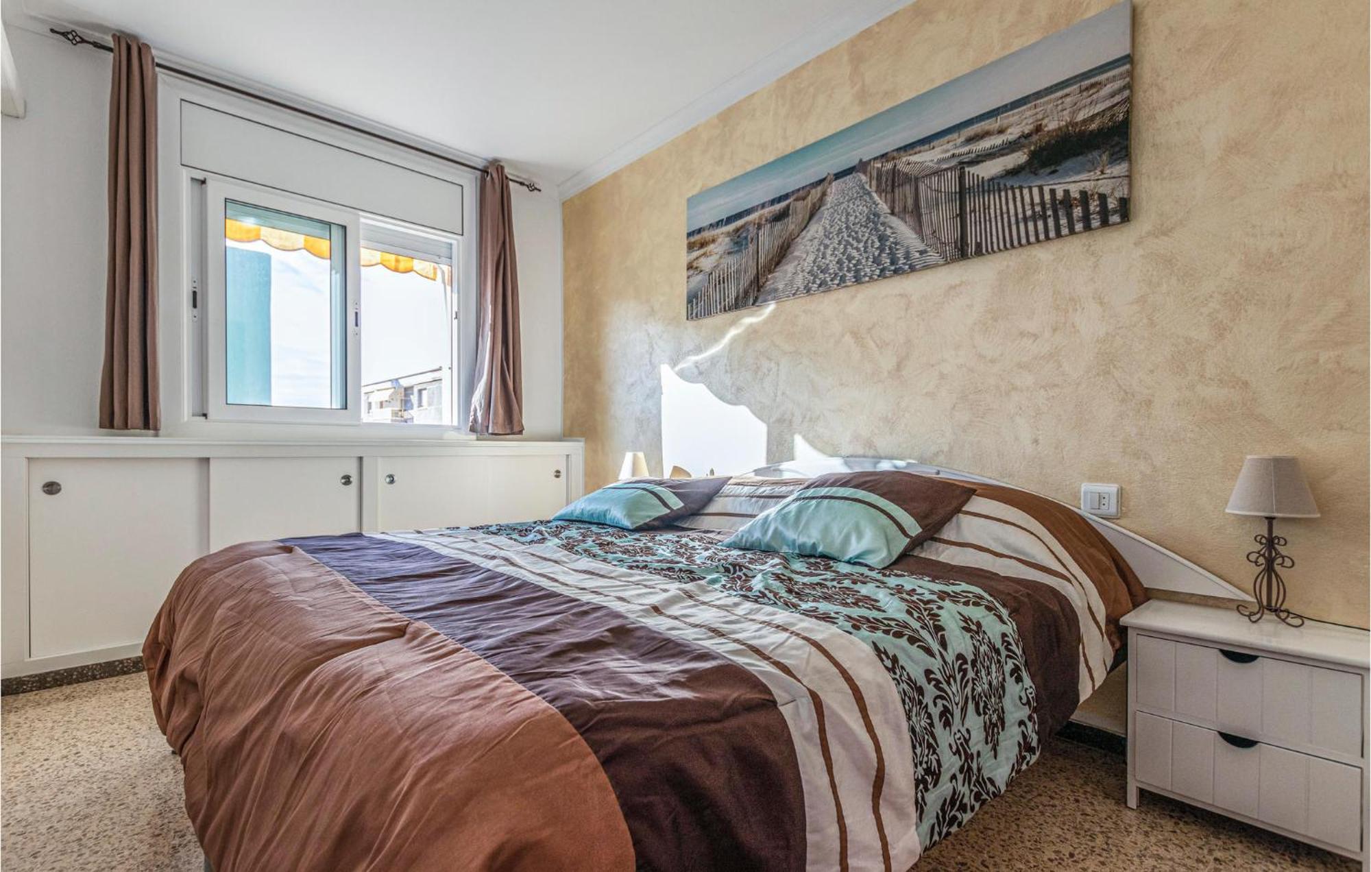 1 Bedroom Nice Apartment In 피네다데마르 외부 사진